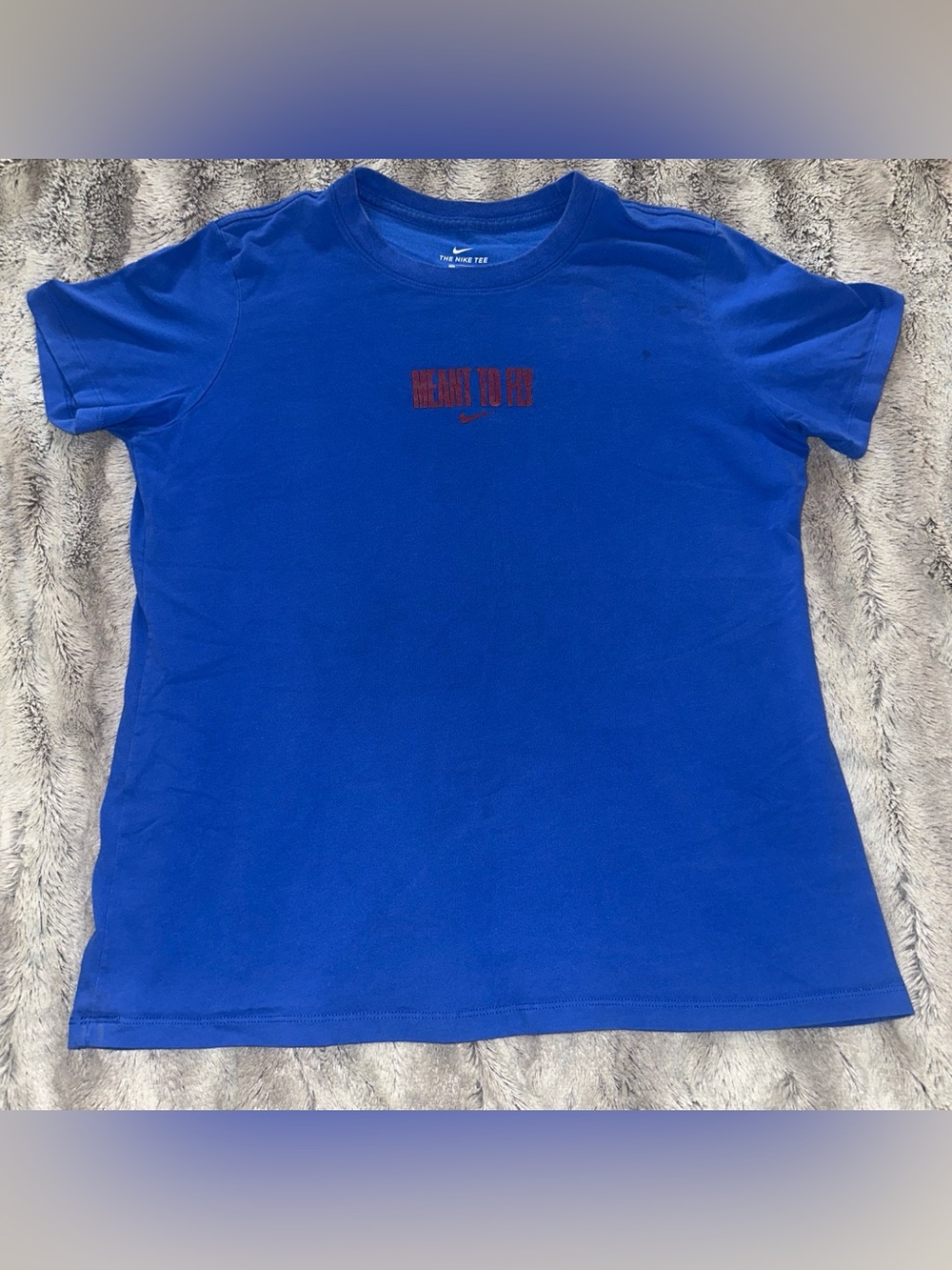 LIKE NEW women’s medium blue ‘Nike’ “Meant to Fly” t-shirt